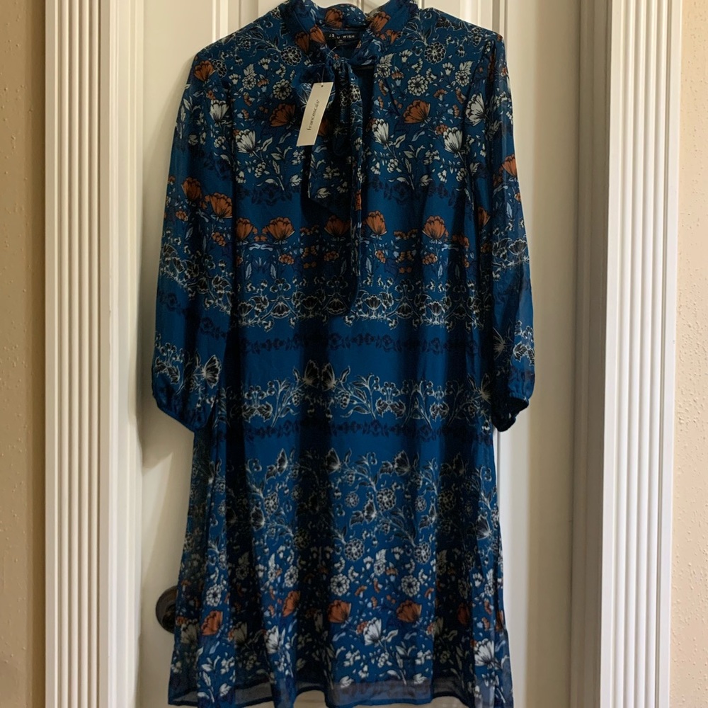 “As U Wish”, size Medium Midi dress